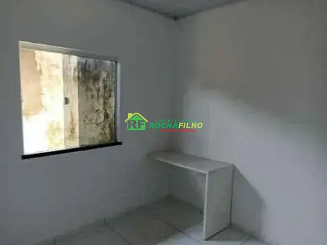 Casa com 110m² 2 quartos e 1 banheiro, à venda, no bairro Vale Quem Tem em Teresina
