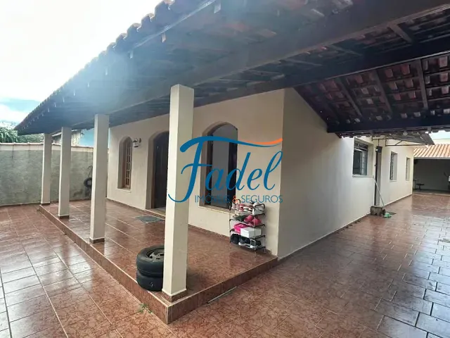 Casa 3 quartos e 2 banheiros, à venda, no bairro Jardim Santo Antônio em Conchal