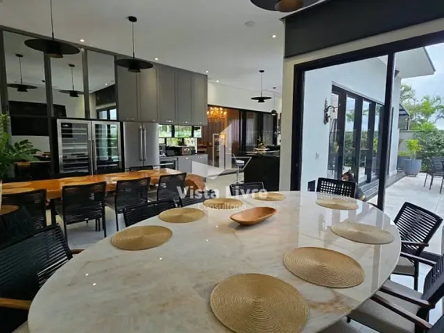 Casa com 560m² 4 quartos e 5 banheiros, à venda, no bairro Morato em Piracicaba