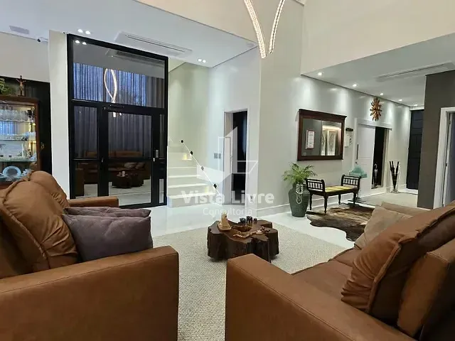 Casa com 560m² 4 quartos e 5 banheiros, à venda, no bairro Morato em Piracicaba