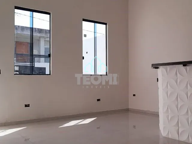 Casa com 150m² 3 quartos e 2 banheiros, à venda, no bairro Loteamento Industrial em Taubaté