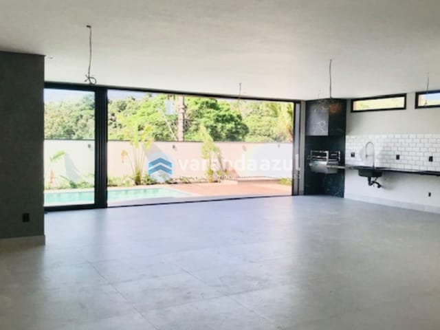 Casa 3 quartos e 5 banheiros, à venda, no bairro Cidade Parquelandia em Mogi das Cruzes