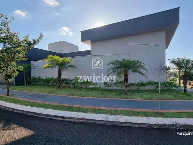 Casa com 370m² 3 quartos e 5 banheiros, à venda, no bairro Vila Santista em Bauru
