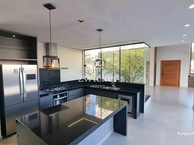Casa com 370m² 3 quartos e 5 banheiros, à venda, no bairro Vila Santista em Bauru