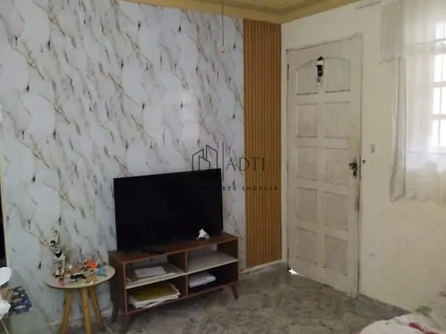 Casa com 125m² 2 quartos e 1 banheiro, à venda, no bairro Cézar de Souza em Mogi das Cruzes