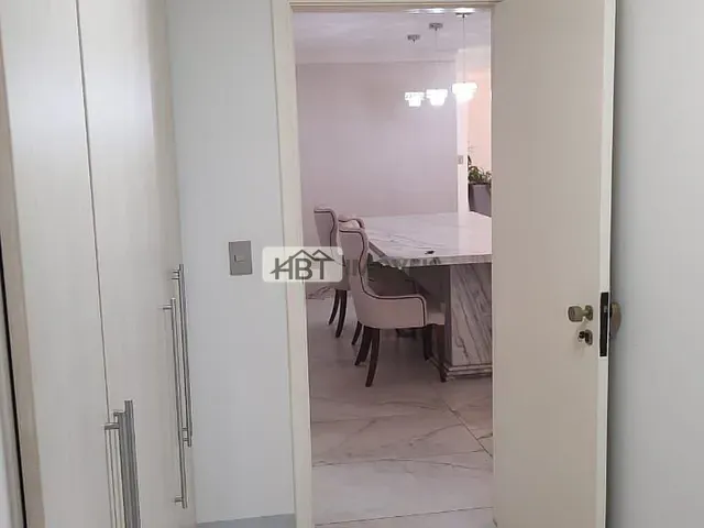 Apartamento 5 quartos e 8 banheiros, à venda, no bairro Centro em Bauru