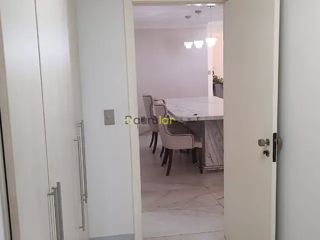 Apartamento 5 quartos e 8 banheiros, à venda, no bairro Centro em Bauru