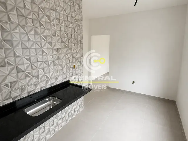 Casa 1 quarto e 1 banheiro, à venda, no bairro Centro (Manilha) em Itaboraí