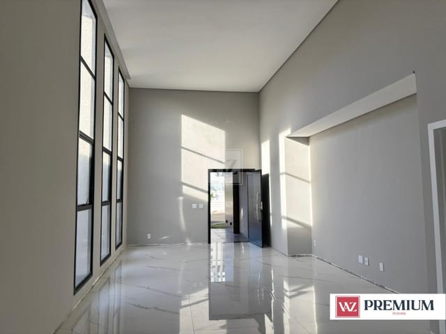 Casa com 450m² 4 quartos e 5 banheiros, à venda, no bairro Estrela em Ponta Grossa