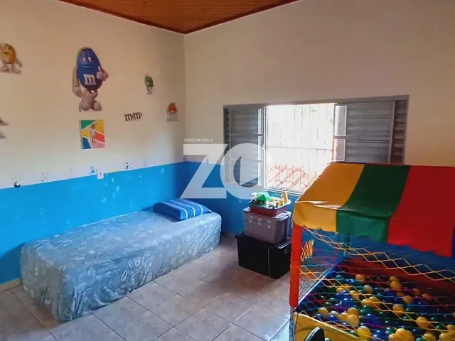 Casa com 300m² 3 quartos e 2 banheiros, à venda, no bairro Jardim Godoy em Bauru