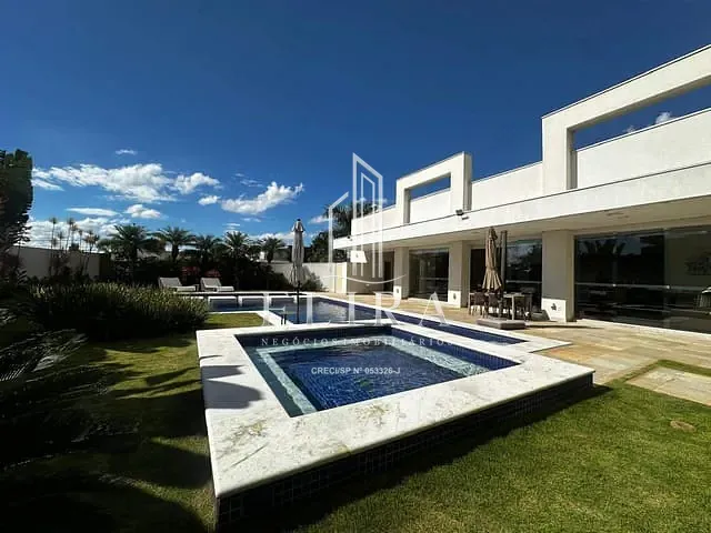 Casa com 1395m² 4 quartos e 6 banheiros, à venda, no bairro Chácara Letônia em Americana