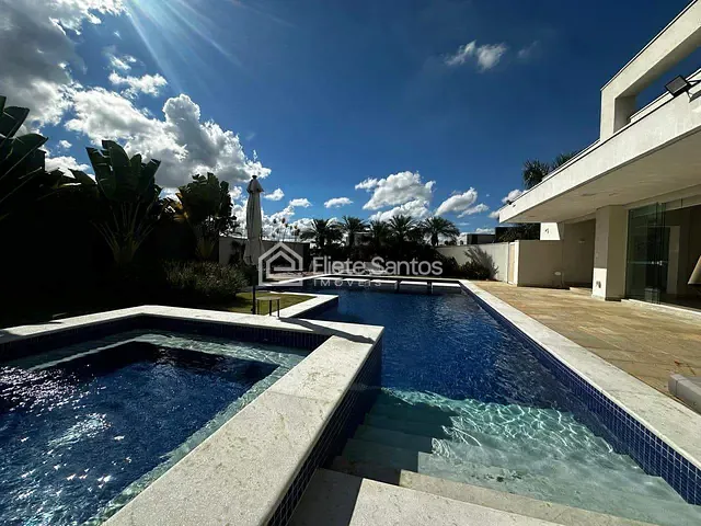 Casa com 1395m² 4 quartos e 6 banheiros, à venda, no bairro Chácara Letônia em Americana