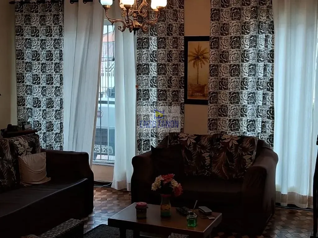 Casa, 3 quartos, 206 m² - Foto 2