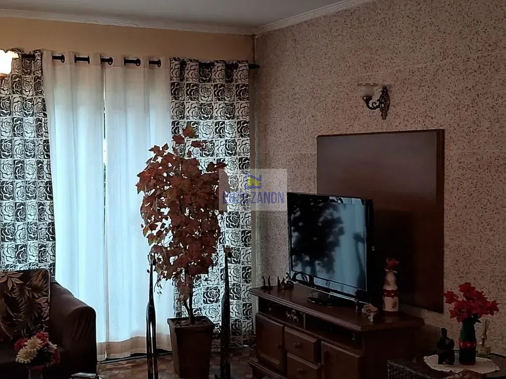 Casa, 3 quartos, 206 m² - Foto 3
