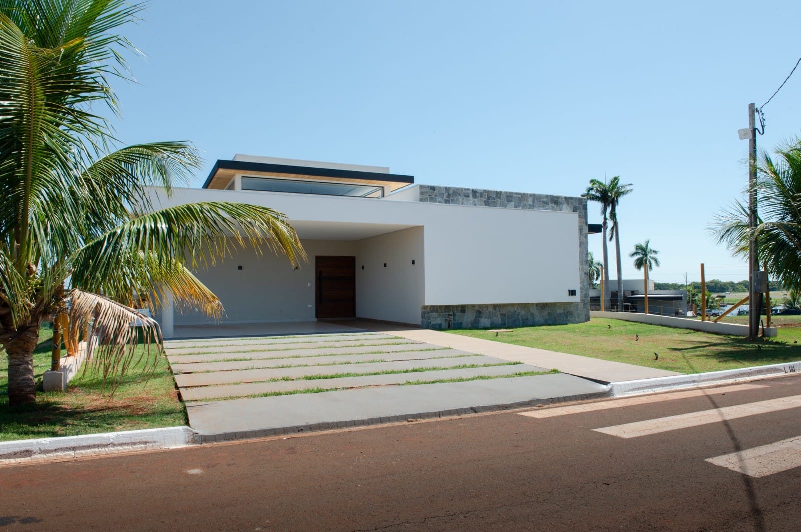 Casa, 4 quartos, 377 m² - Foto 1