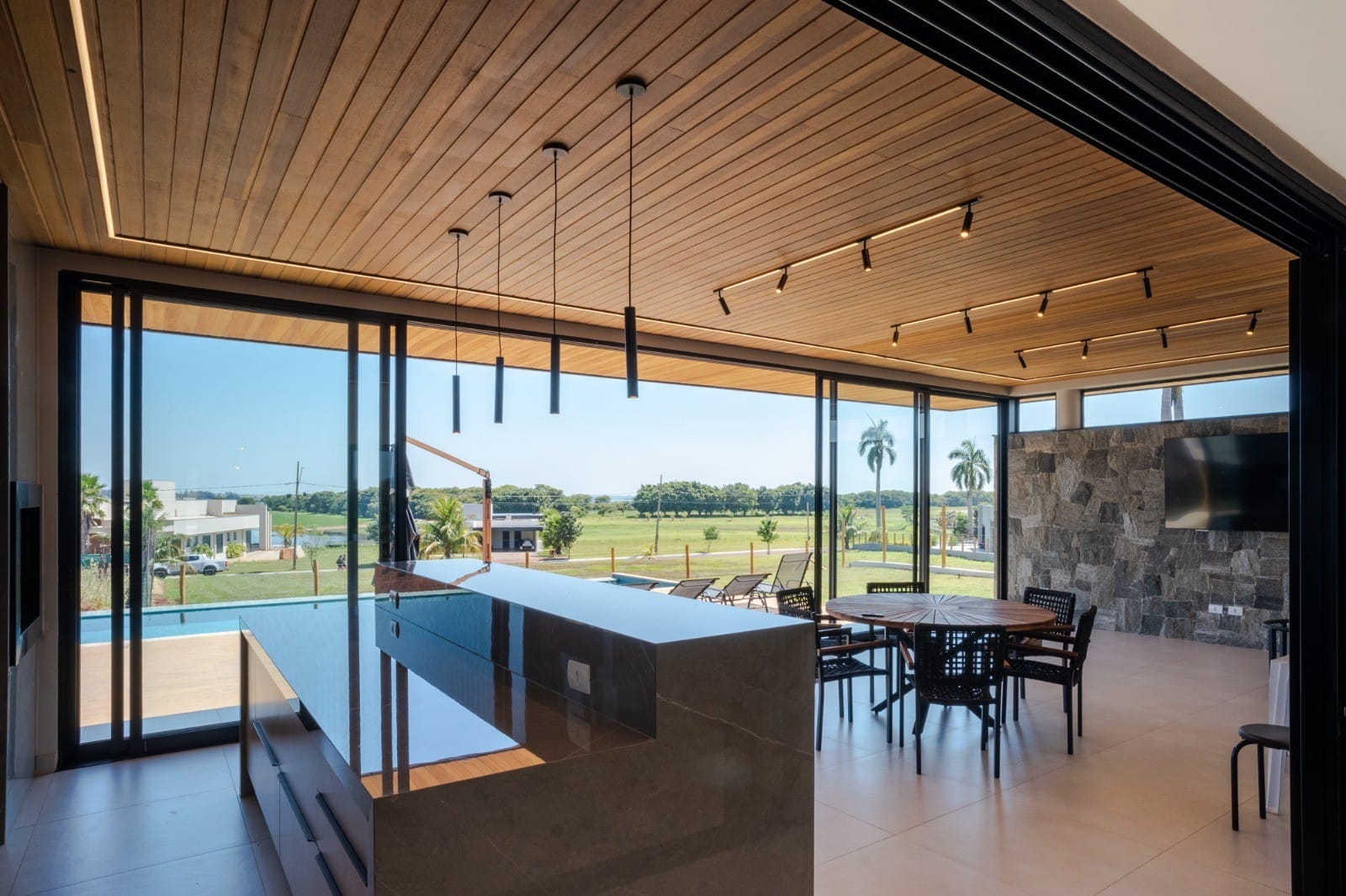 Casa, 4 quartos, 377 m² - Foto 5