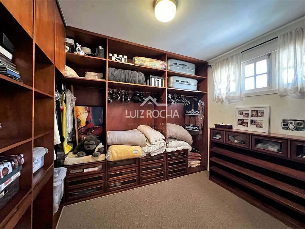 Casa à venda com 4 quartos, 752m² - Foto 33
