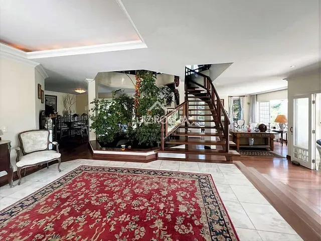 Casa com 2134m² 4 quartos e 7 banheiros, à venda, no bairro Palos Verdes em Cotia