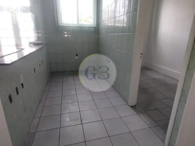 Casa para alugar, no bairro Centro em Rio Grande