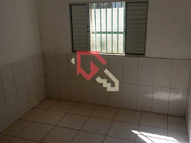 Casa 1 quarto e 1 banheiro, para alugar, no bairro Jardim Miranda D'Aviz em Mauá