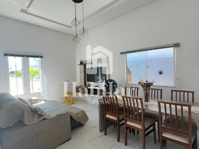 Casa 3 quartos e 2 banheiros, para alugar, no bairro Alphaville em Barra dos Coqueiros