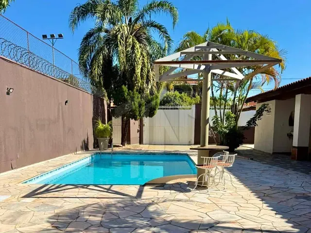 Casa com 495m² 2 quartos e 5 banheiros, à venda, no bairro City Ribeirão em Ribeirão Preto