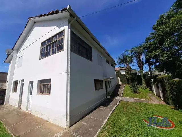 Prédio com 840m², à venda, no bairro São Lourenço em Curitiba