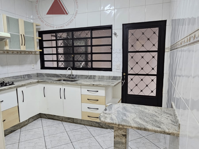 Casa com 160m² 3 quartos e 2 banheiros, à venda, no bairro Residencial Jardim Vera Cruz em Franca