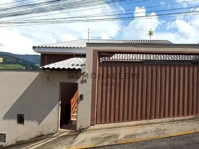 Casa com 200m² 3 quartos e 1 banheiro, à venda, no bairro Medicina em Itajubá