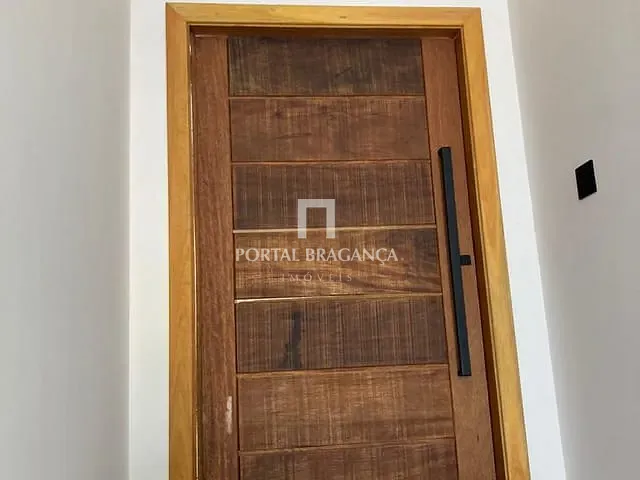 Casa com 455m² 3 quartos e 4 banheiros, à venda, no bairro Condomínio Residencial Campos do Conde em Bragança Paulista