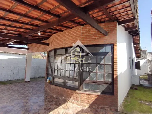 Casa com 400m² 3 quartos e 1 banheiro, à venda, no bairro Boraceia em Bertioga
