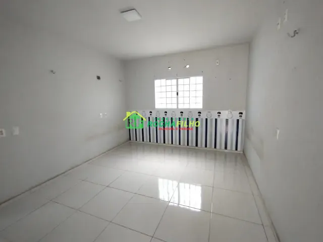 Casa com 100m² 3 quartos e 3 banheiros, à venda, no bairro Portal da Alegria em Teresina