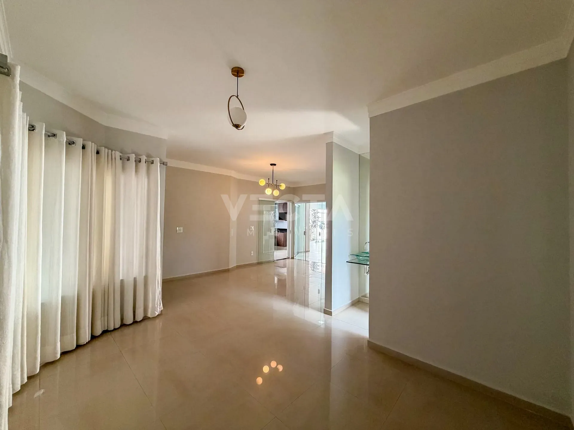 Casa, 3 quartos, 285 m² - Foto 2