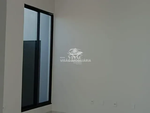 Casa com 408m² 2 quartos e 1 banheiro, à venda, no bairro Jardim Curitiba em Sinop