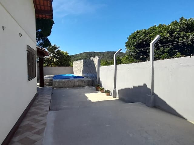 Casa com 600m² 4 quartos e 2 banheiros, à venda, no bairro Parque Balneário São Francisco em Cabo Frio