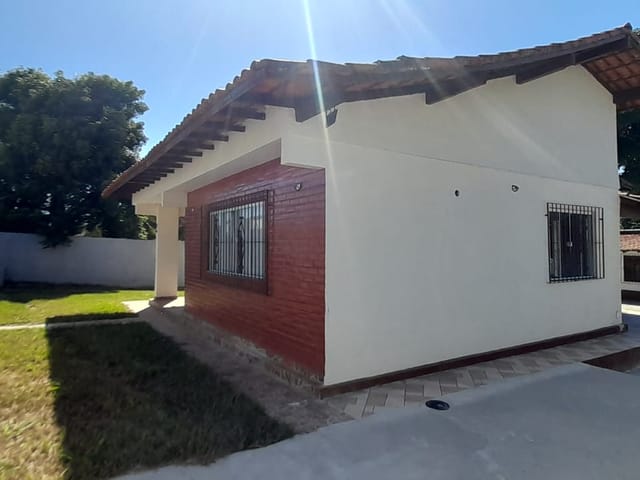 Casa com 600m² 4 quartos e 2 banheiros, à venda, no bairro Parque Balneário São Francisco em Cabo Frio