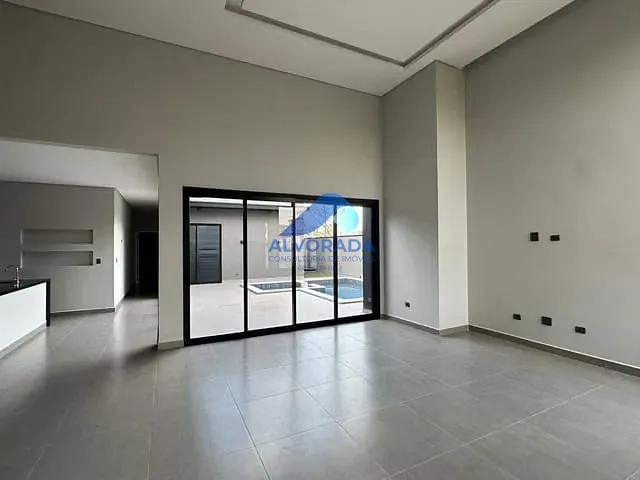 Casa com 326m² 2 quartos e 2 banheiros, à venda, no bairro Condomínio Terras do Vale em Caçapava