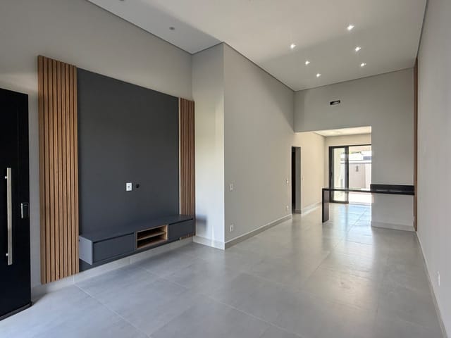 Casa com 236m² 3 quartos e 2 banheiros, à venda, no bairro Jardim Mantova em Indaiatuba