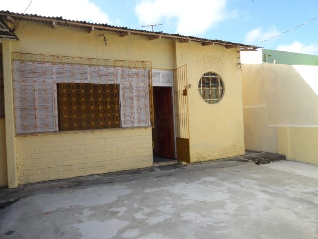 Casa 2 quartos e 1 banheiro, para alugar, no bairro SOUZA em Belém