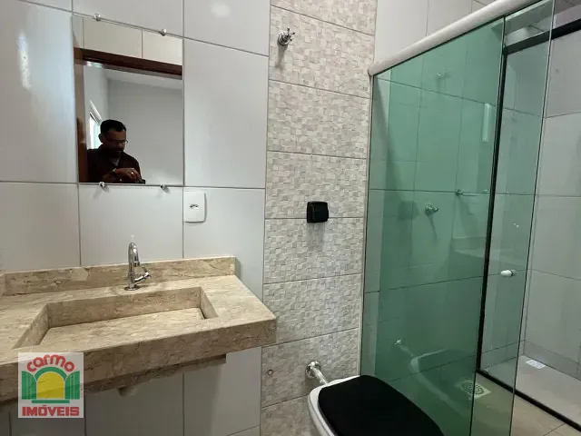 Casa com 200m² 3 quartos e 2 banheiros, à venda, no bairro Jardim Itália em Anápolis