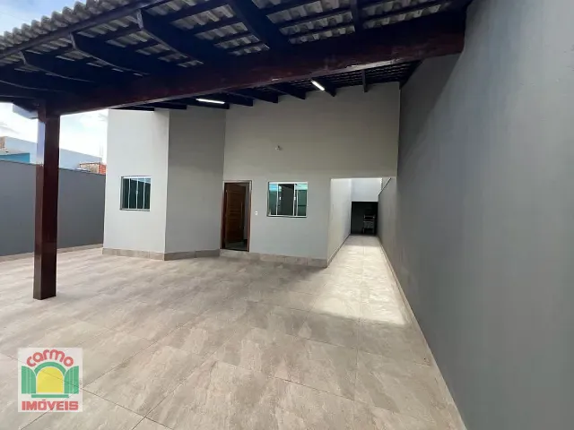 Casa com 200m² 3 quartos e 2 banheiros, à venda, no bairro Jardim Itália em Anápolis