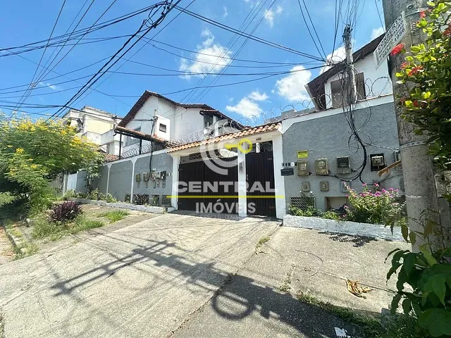 Casa 4 quartos e 3 banheiros, à venda, no bairro Alcântara  em São Gonçalo