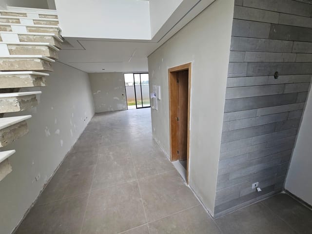 Casa 3 quartos e 1 banheiro, à venda, no bairro Porteira Preta em Mogi das Cruzes