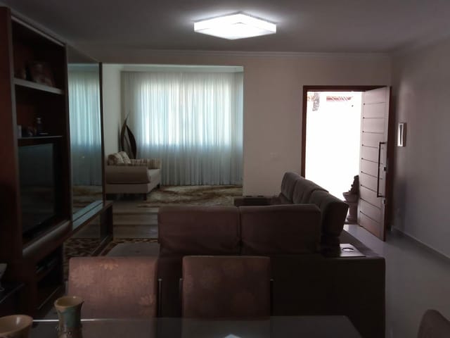 Casa à venda 3 Quartos, 1 Suite, 10 Vagas, 259M², Santa Maria, Santo André - SP