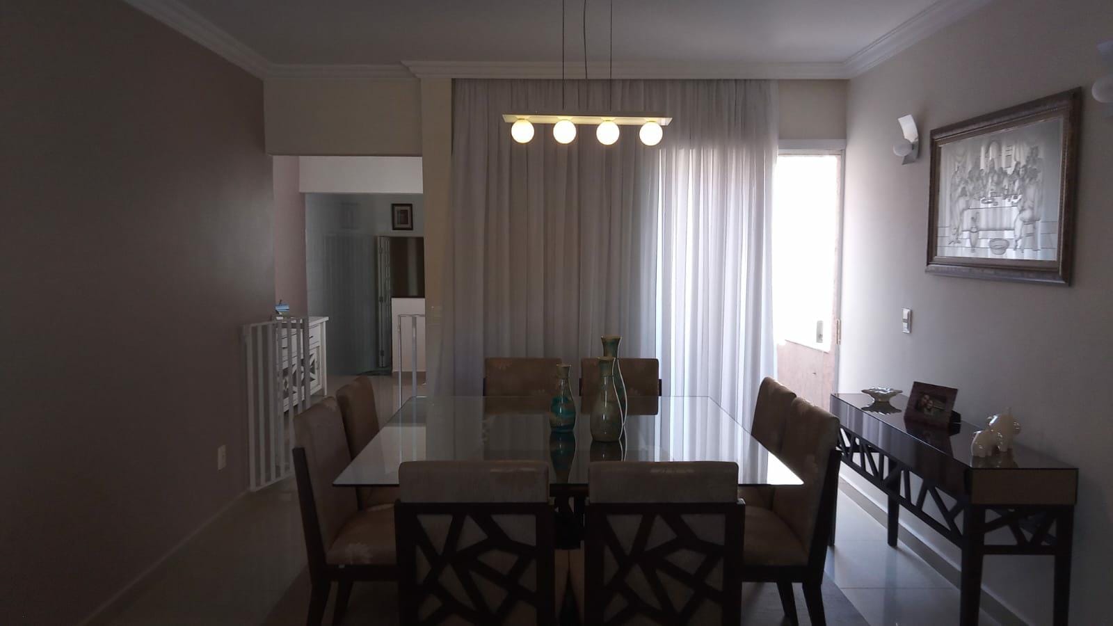 Casa à venda 3 Quartos, 1 Suite, 10 Vagas, 259M², Santa Maria, Santo André - SP