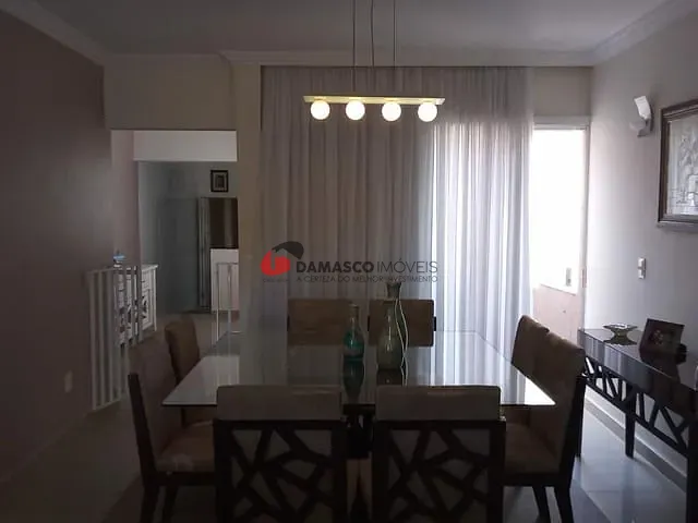 Casa com 259m² 3 quartos e 5 banheiros, à venda, no bairro Santa Maria em Santo André
