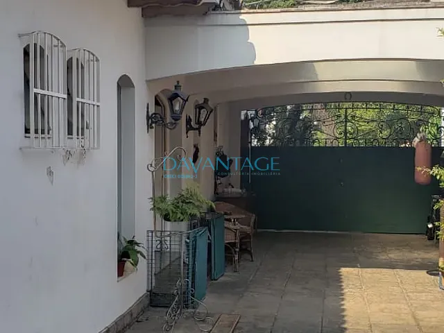 Casa com 622m² 3 quartos e 6 banheiros, à venda ou para alugar, no bairro Alto da Lapa em São Paulo