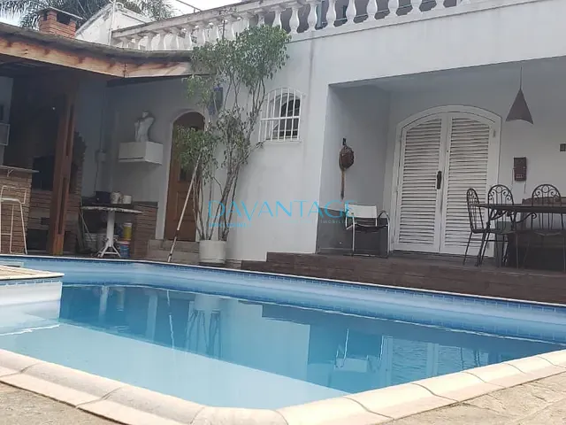 Casa com 622m² 3 quartos e 6 banheiros, à venda ou para alugar, no bairro Alto da Lapa em São Paulo