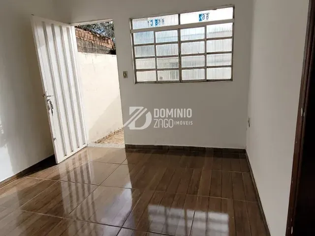 Casa com 88m² 2 quartos e 1 banheiro, para alugar, no bairro Conjunto Costa Telles II em Uberaba