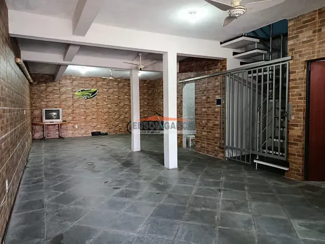 Casa 3 quartos e 3 banheiros, à venda, no bairro Jardim Santo Amaro em Sorocaba